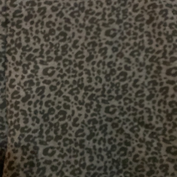 Lou & Grey Leopard print leggings - Picture 2 of 3